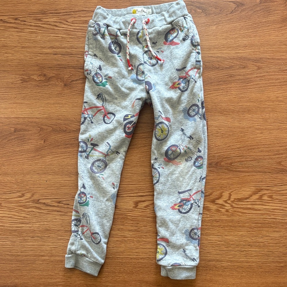 Mini Boden Gray Bicycle Print Jogger Pants Size 5 Boys